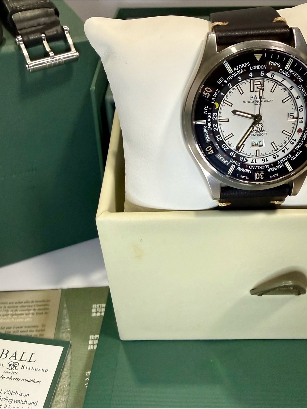 Ball Engineer Master II Diver Worldtimer Auto White Dial Mens Watch DG2022A - Picture 8 of 11